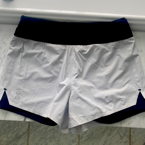On Running Pants - ON Active Shorts